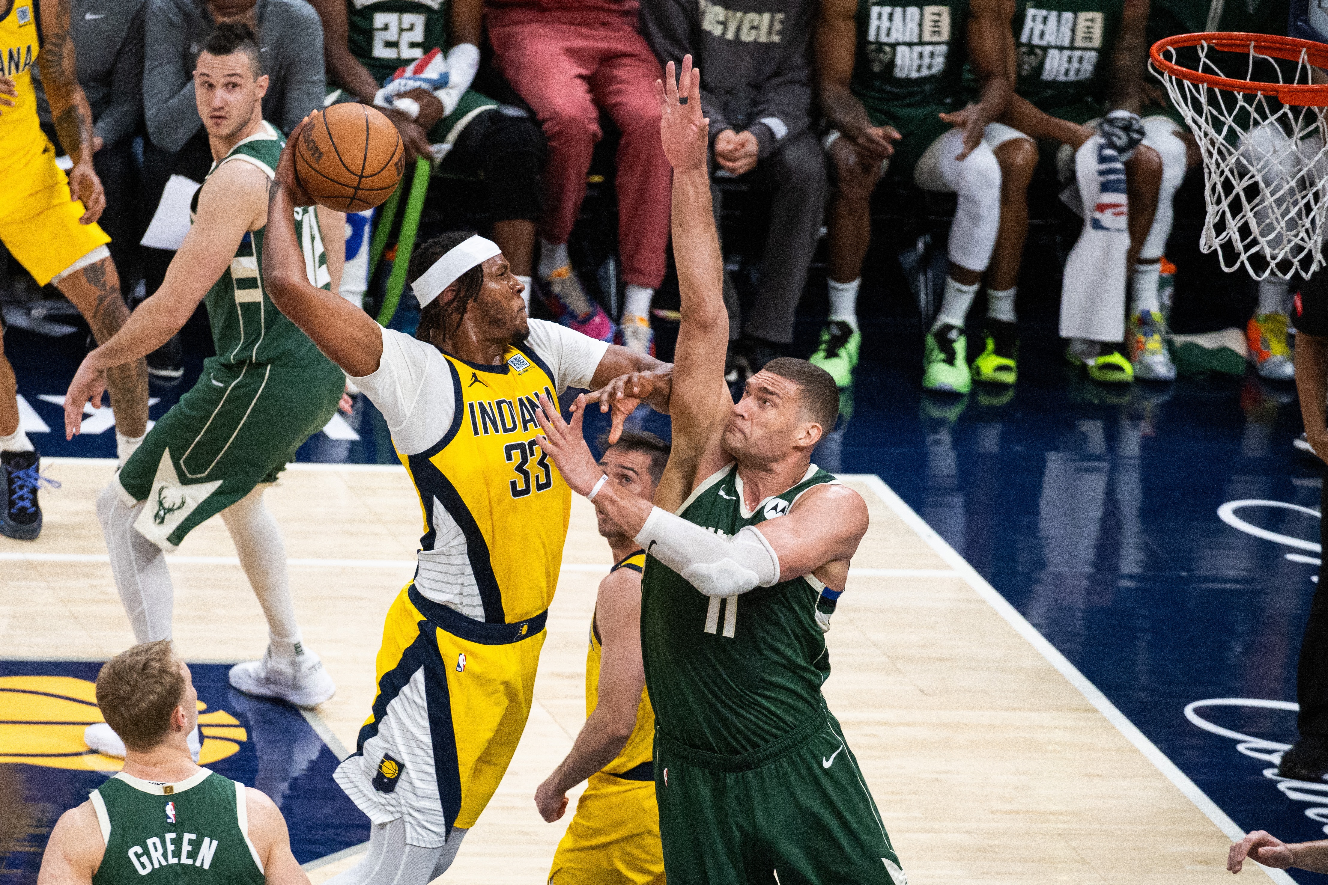 一筆2億的買(mǎi)賣(mài)??雄鹿裁利拉德簽特納替大洛 每年要付出約5000萬(wàn)