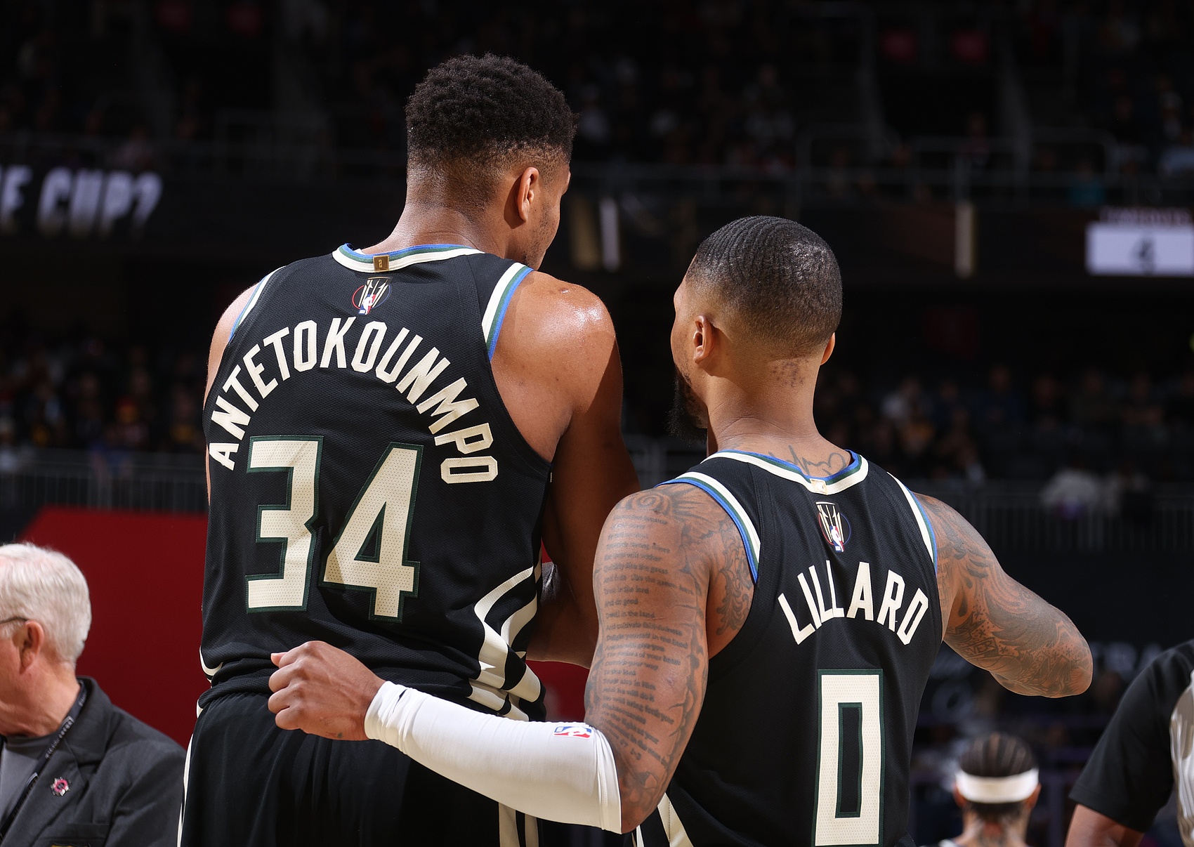 雄鹿裁掉利拉德！名記：如果這能換來(lái)字母哥長(cháng)期留隊那就還算值得