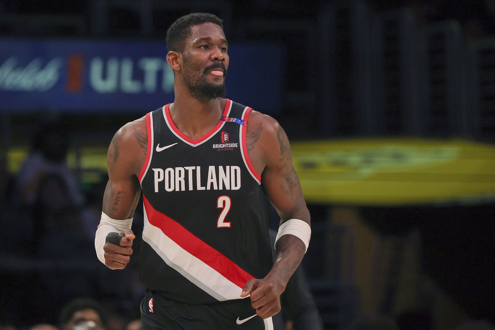 美記：艾頓更看重湖人是因為東契奇的存在和能立即爭冠的潛力