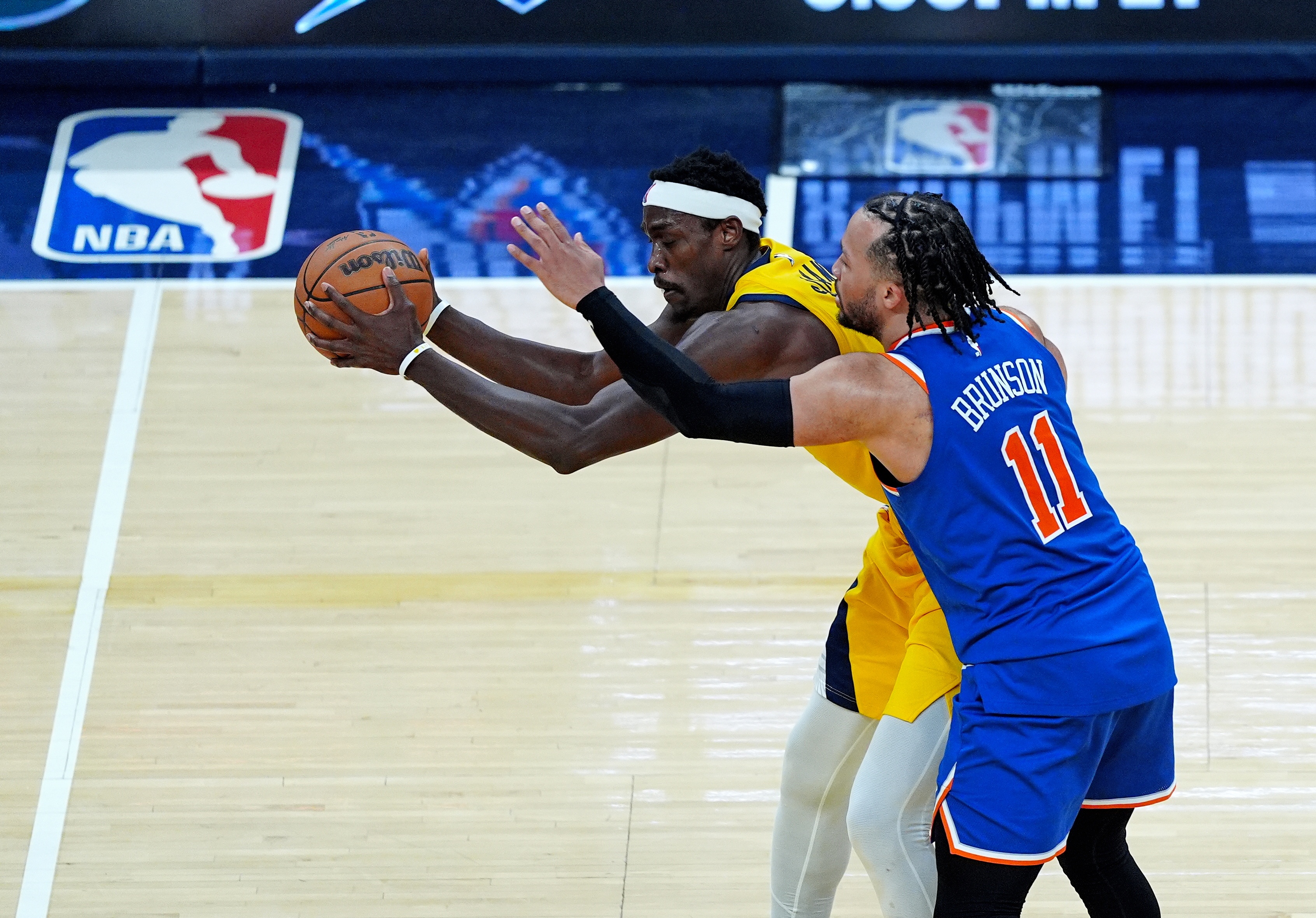 詹姆斯：在換防時(shí)代防守溝通很關(guān)鍵 尼克斯就很好地保護了布倫森