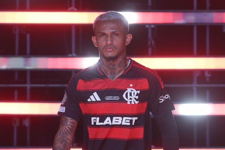 羅馬右后衛引援：首選韋斯利要價(jià)3000萬(wàn)歐，備選佐爾泰亞1000萬(wàn)