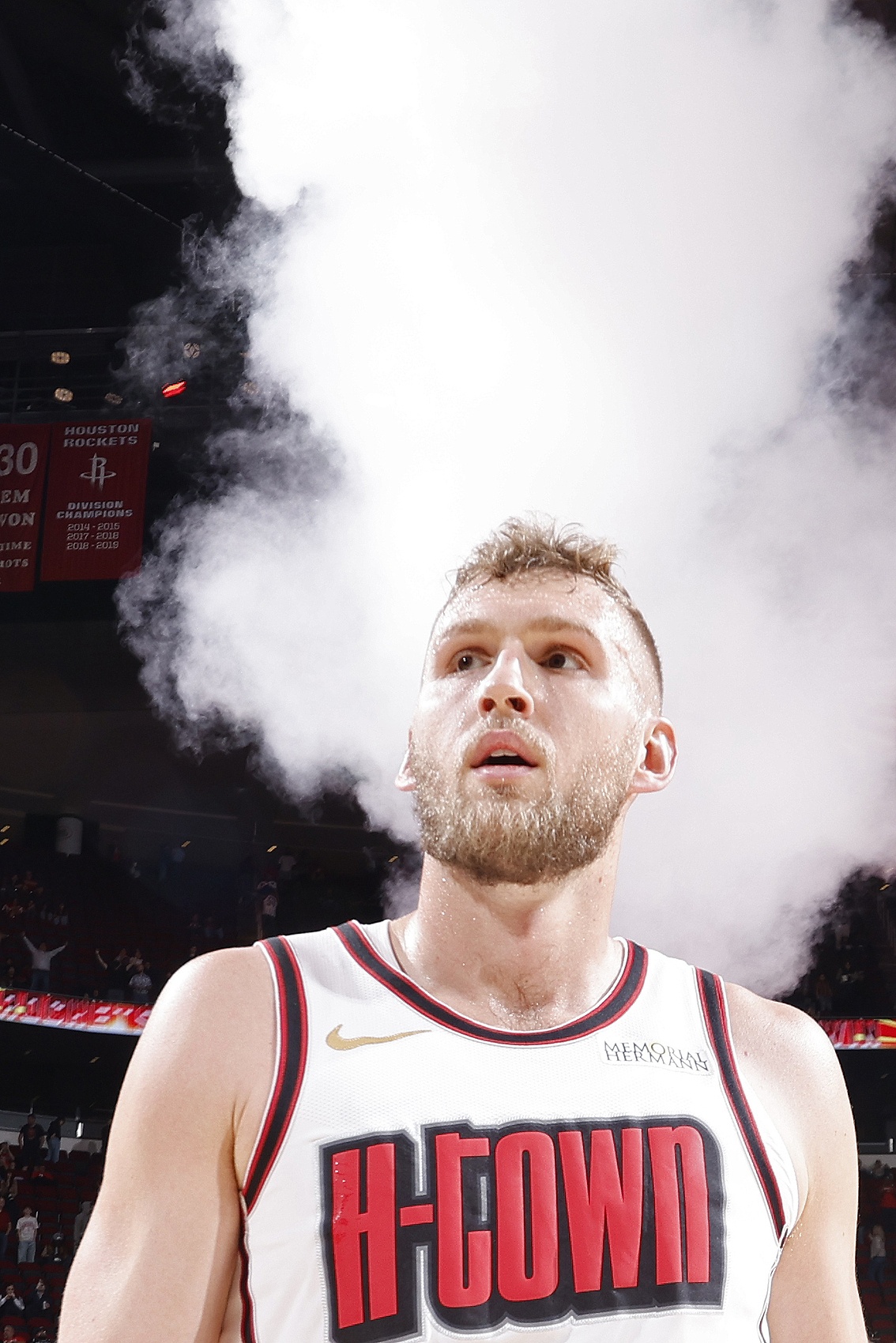 場(chǎng)均11.9分鐘4.8分~火記：火箭將裁蘭代爾 數支球隊表示有意簽約