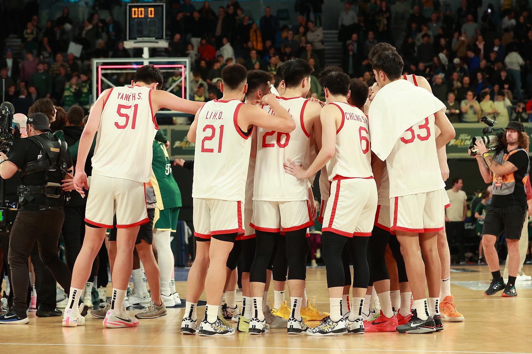 正式開(kāi)啟歐洲拉練！探長(cháng)：中國男籃團隊已平安抵達西班牙馬德里