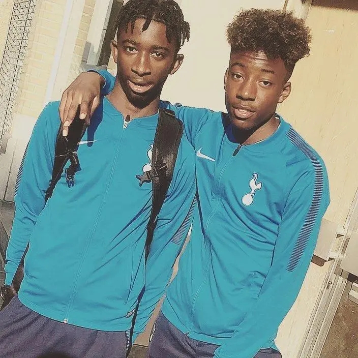 重返北倫敦？23歲馬杜埃凱出自熱刺青訓，切爾西3500萬(wàn)從荷甲買(mǎi)回