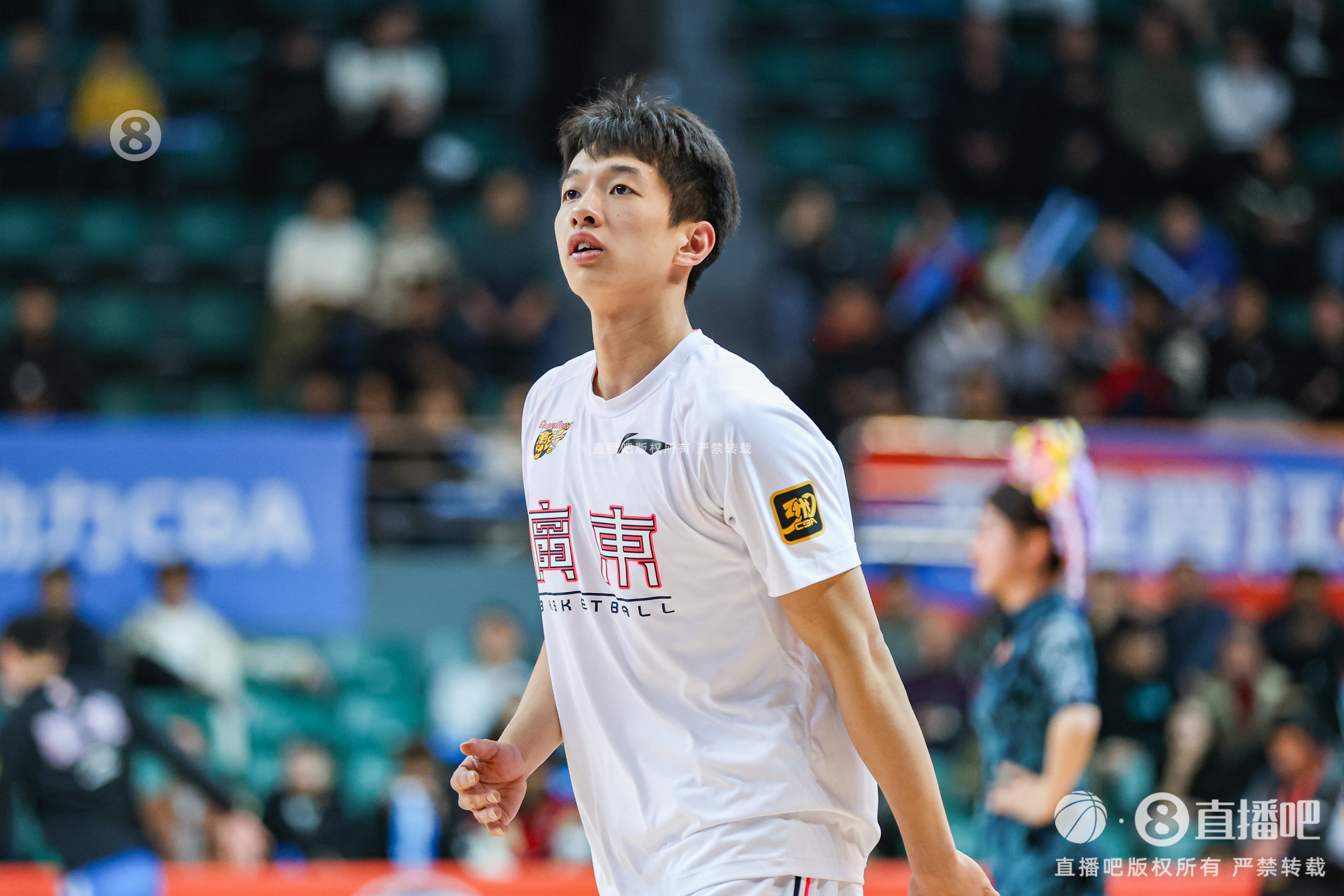 探長(cháng)：楊溢的問(wèn)題是無(wú)法在高端局給球隊帶來(lái)幫助 確實(shí)是天賦所限