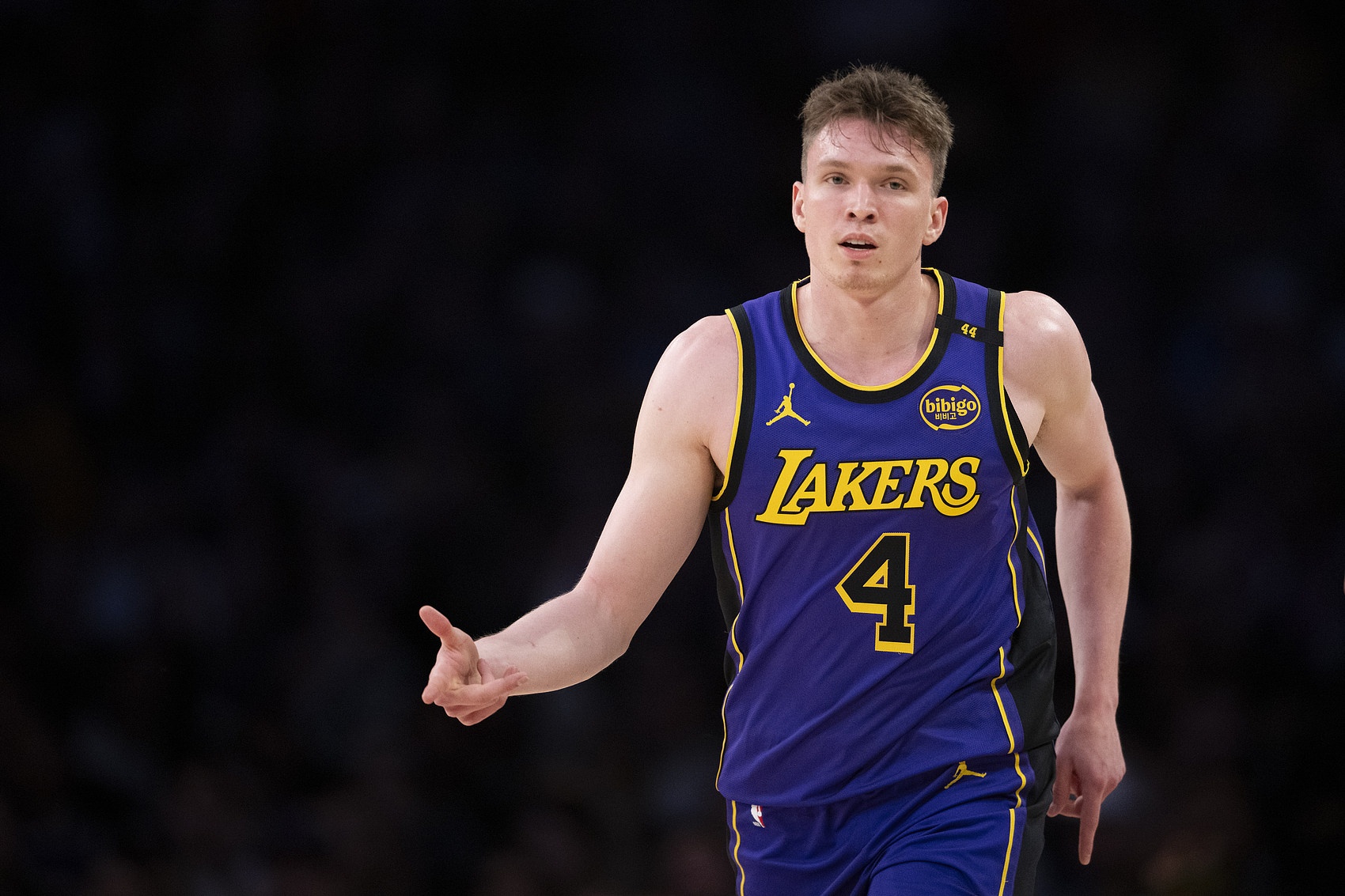 ??湖媒調侃克內克特13-3：一天4練？每天下午進(jìn)行打鐵訓練？