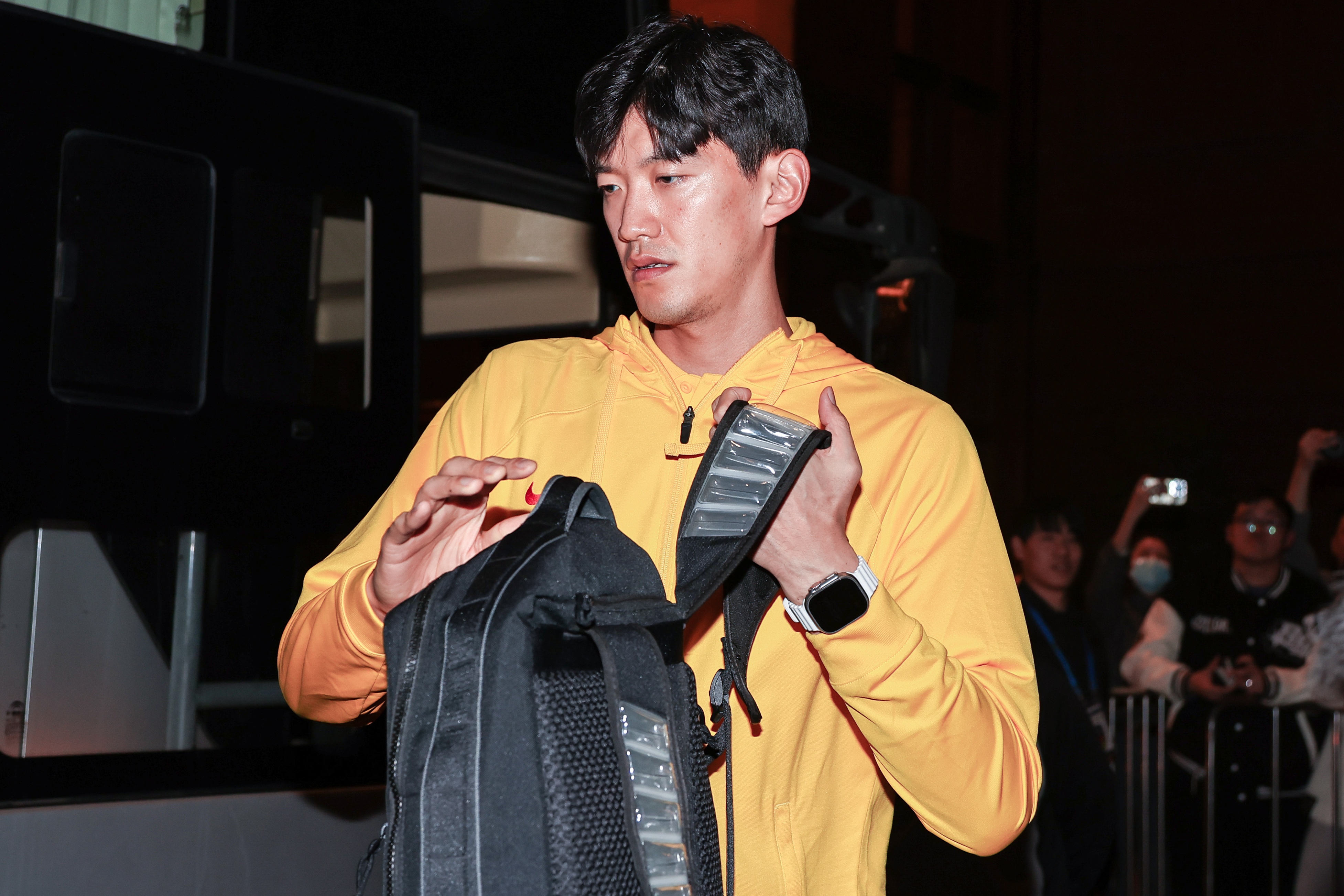 記者：國足狀態(tài)不好能力與對手有差距，丟球和顏駿凌沒(méi)啥關(guān)系