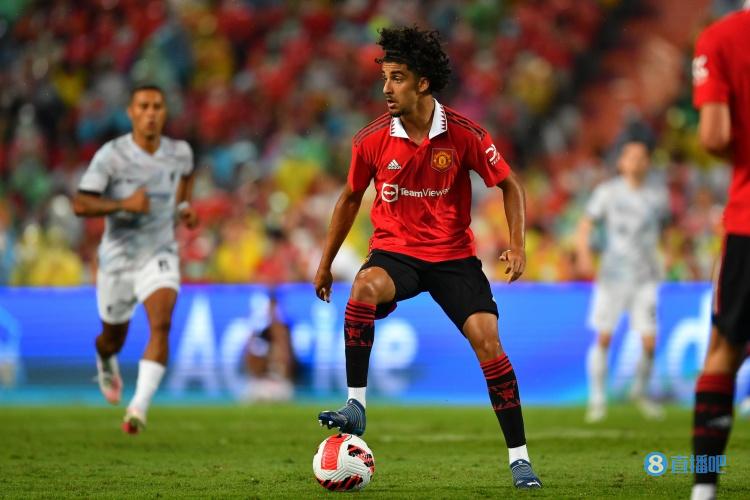 前曼聯(lián)青訓：滕哈赫對我缺乏尊重，所以我決定離開(kāi)