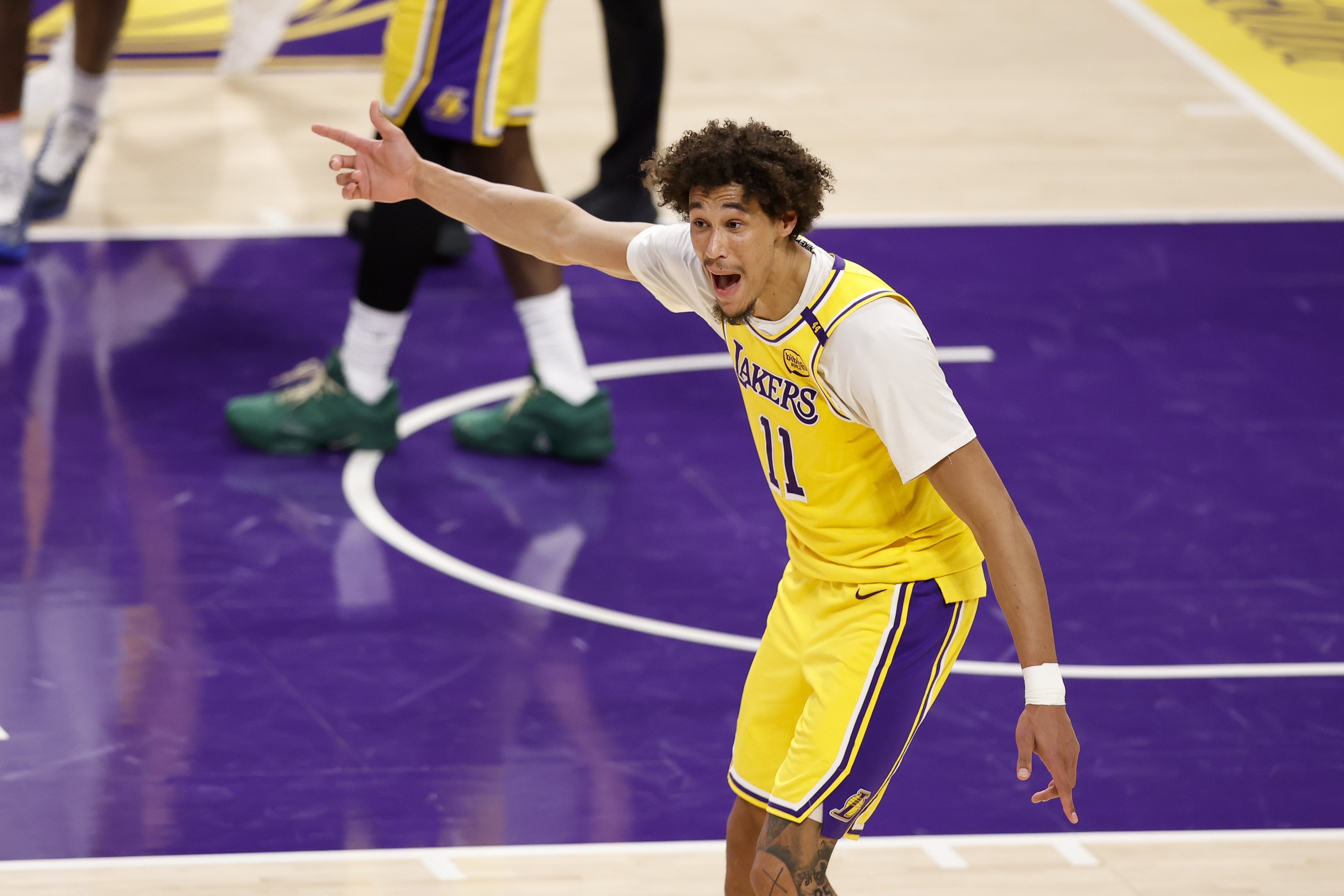 海斯的薪水為底薪的120% 漲薪讓湖人目前無(wú)法使用完整雙年特例