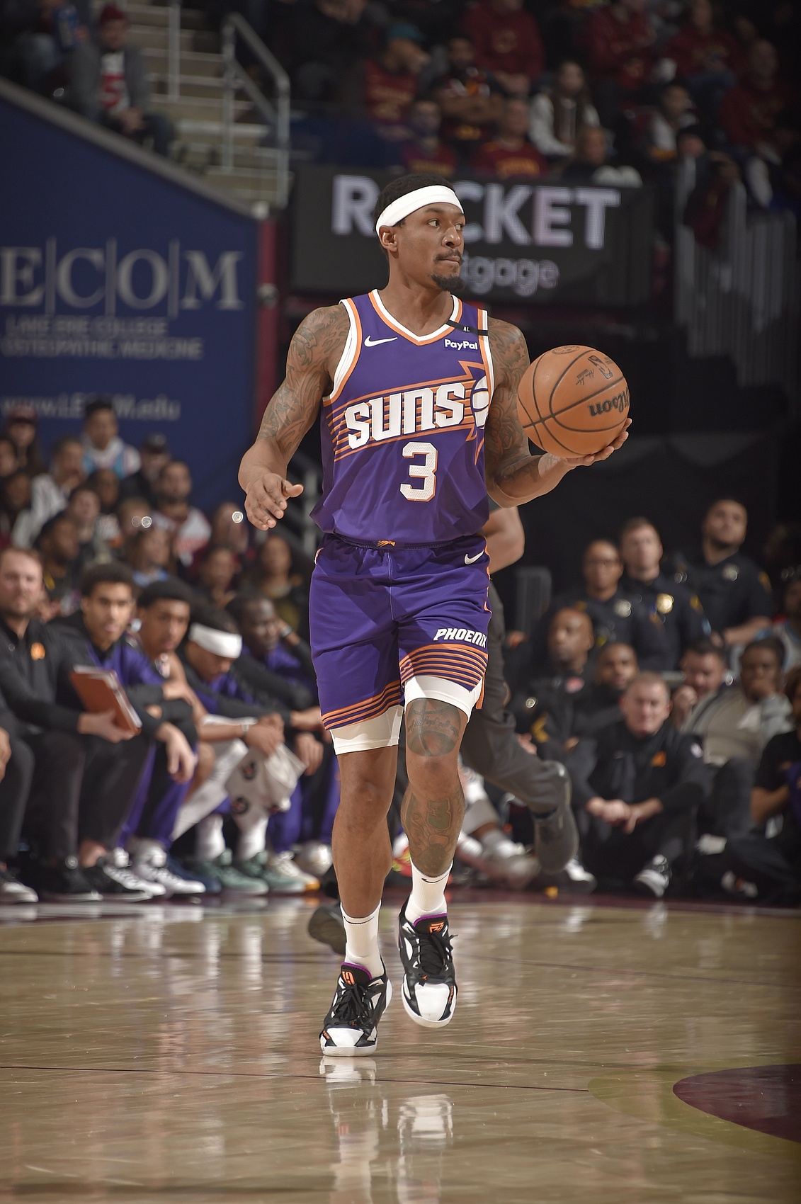 美記：一旦太陽(yáng)與比爾正式完成買(mǎi)斷 快船簽下他的勢頭將十分強勁