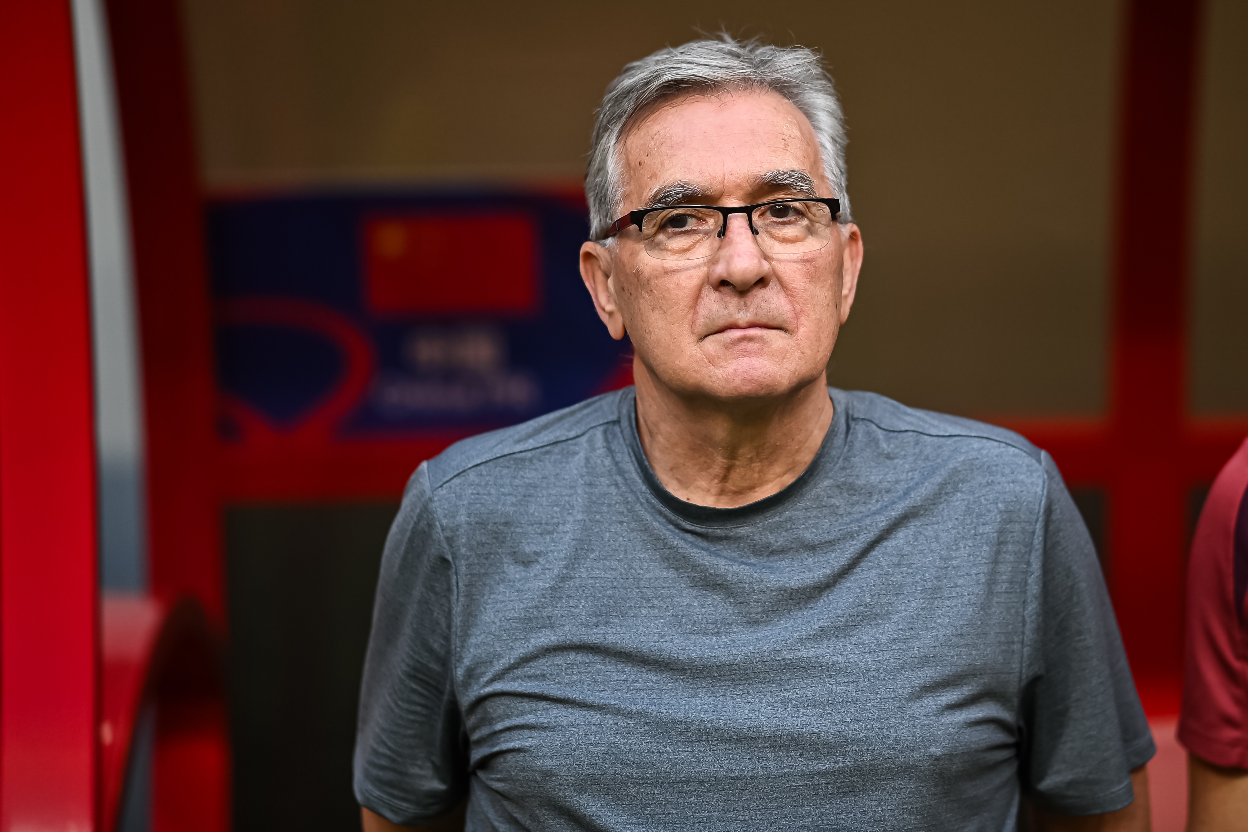 伊萬(wàn)辟謠“批評足協(xié)和球員”：深感憤怒 非常感恩能執教中國男足