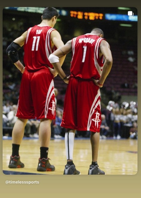 ????開(kāi)拓者亨德森社媒曬04年姚麥合照 他和楊瀚森已互關(guān)