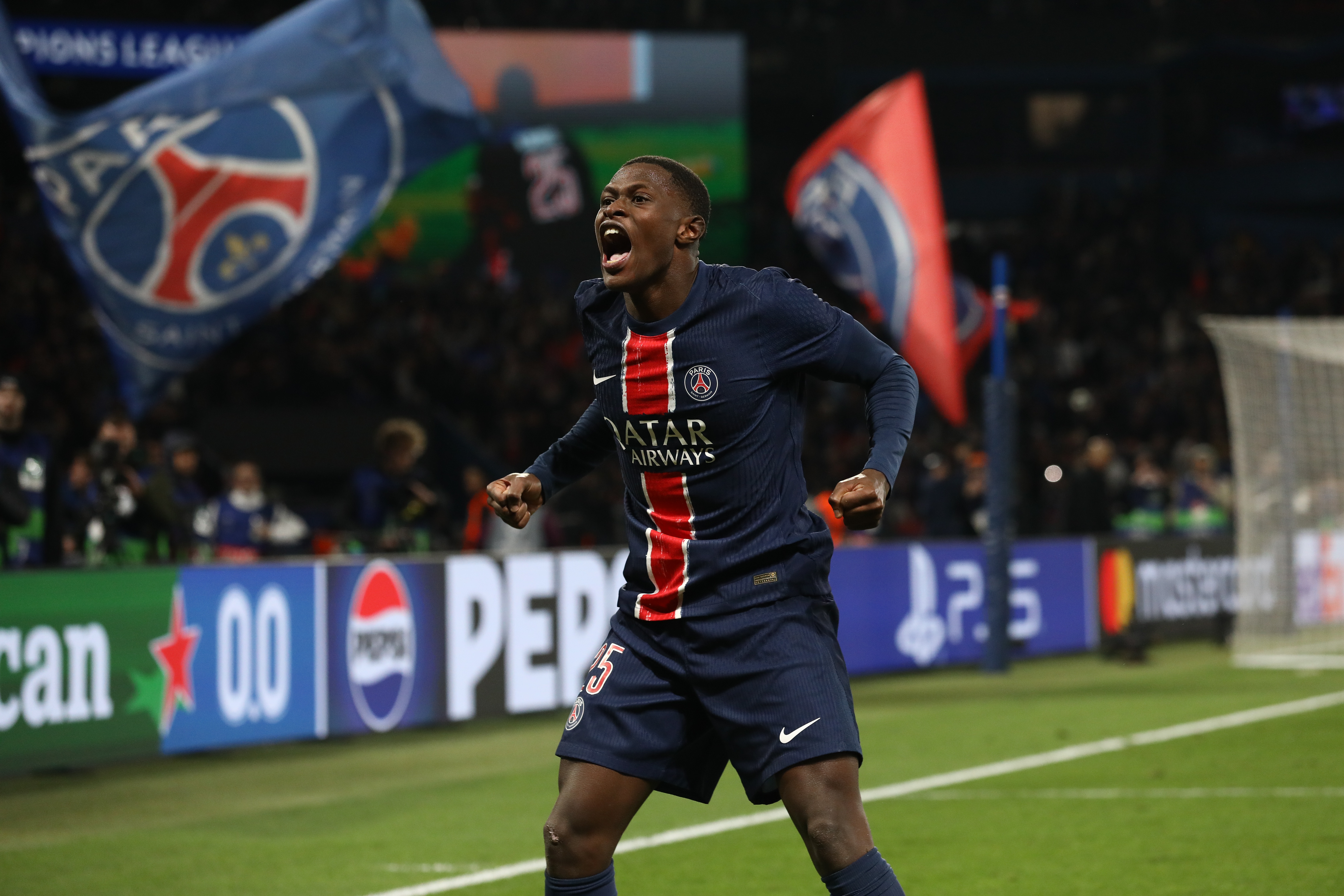 還有誰(shuí)？門(mén)德斯半年對位薩拉赫、薩卡、亞馬爾、奧利塞、維尼修斯