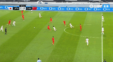 難評??日本隊單刀機會(huì )，稻垣祥射門(mén)綿軟無(wú)力，顏駿凌輕松沒(méi)收