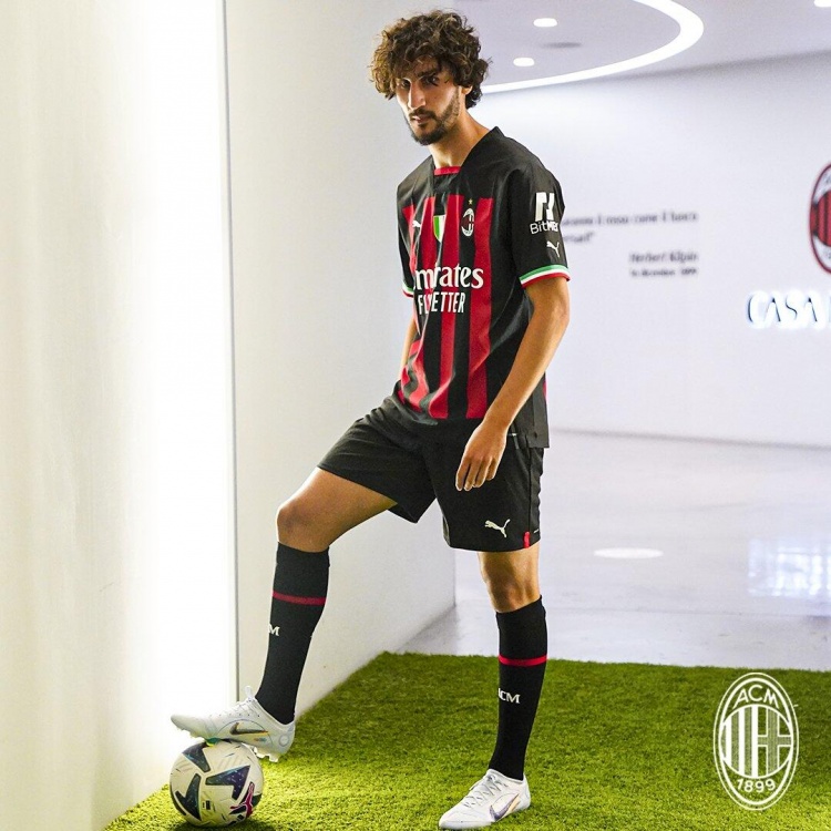 米體：博洛尼亞想打包三名米蘭球員波貝加、阿德利、奧卡福