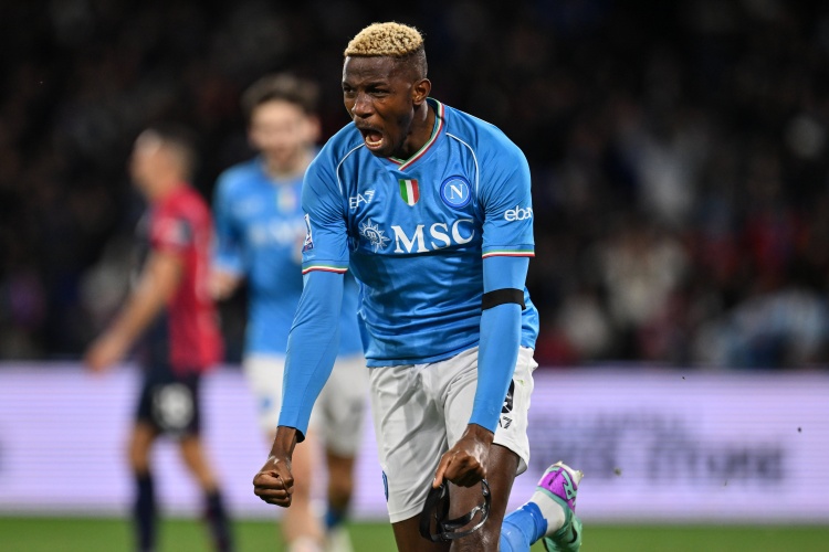 羅馬諾：加拉塔薩雷7000萬(wàn)歐報價(jià)奧斯梅恩被拒，德佬要價(jià)7500萬(wàn)歐