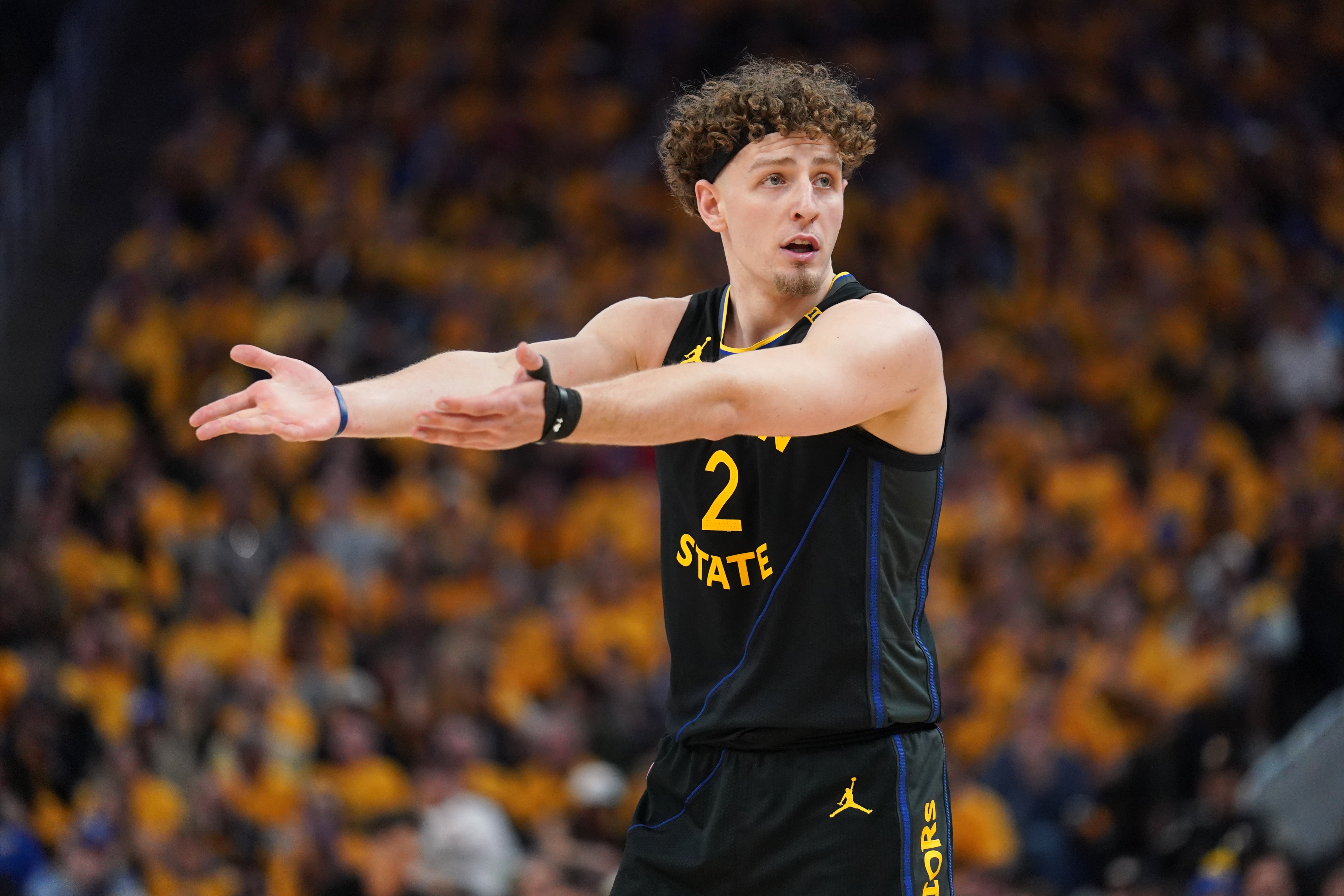 ??波杰姆斯基：我感覺(jué)新賽季勇士能獲得西部前四