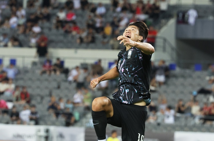 韓國前鋒：打進(jìn)A級賽事處子球很開(kāi)心 父子都入選國家隊不常見(jiàn)