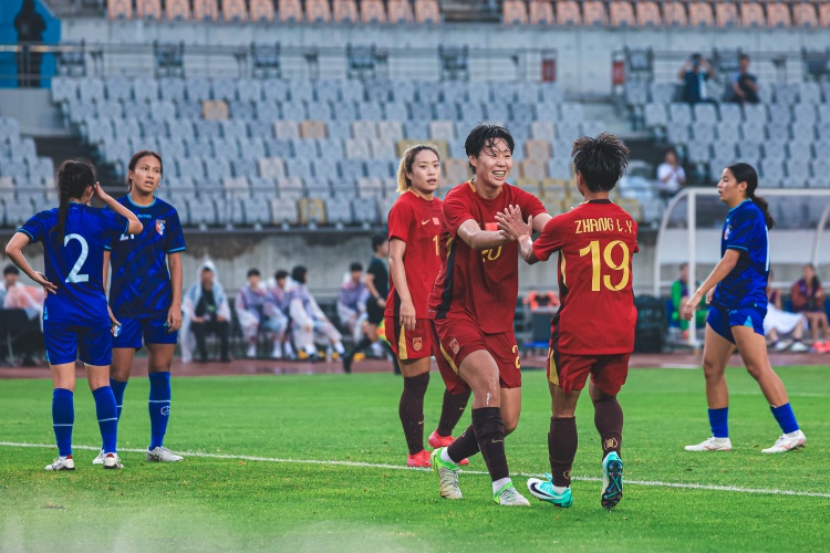 東體：比賽波折為中國女足敲警鐘 如何圍繞邵子欽設計戰術(shù)是關(guān)鍵