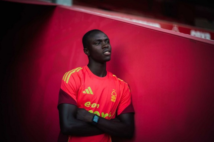 官方：森林從奧林匹亞科斯簽下19歲前鋒西拉，球員將為二隊效力