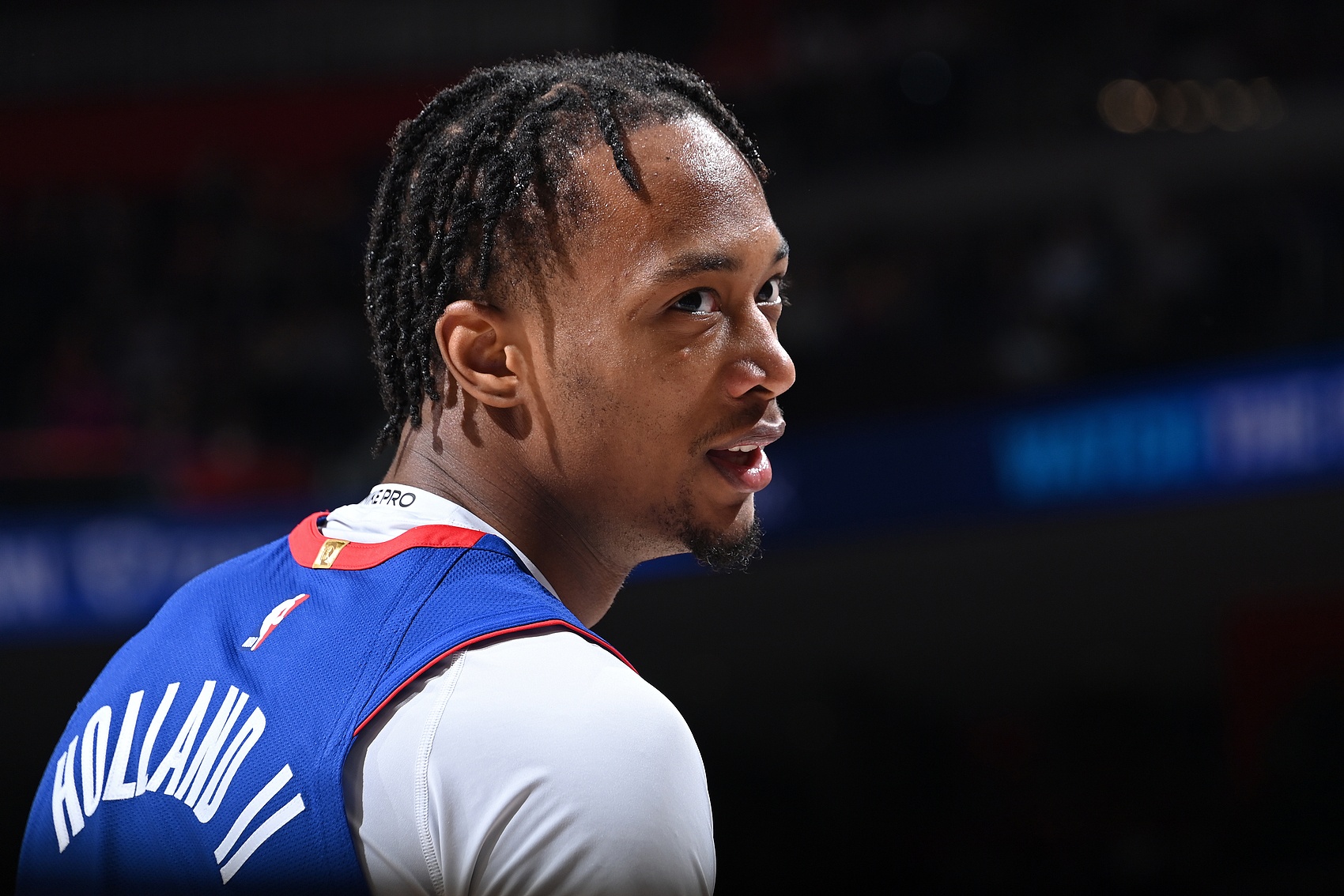 莽！霍蘭12中6&罰球10中9拿到22分6板6斷 但也有7失誤6犯規