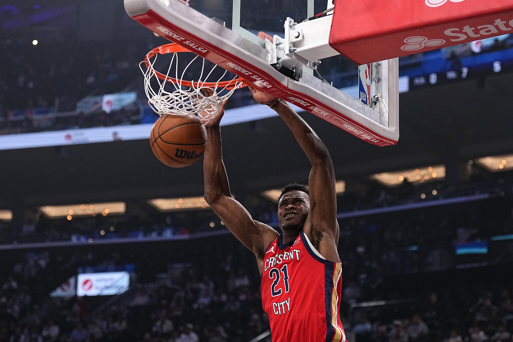 完??！二年級米西11投僅1中拿到2分8板4帽出現6犯規 正負值-16