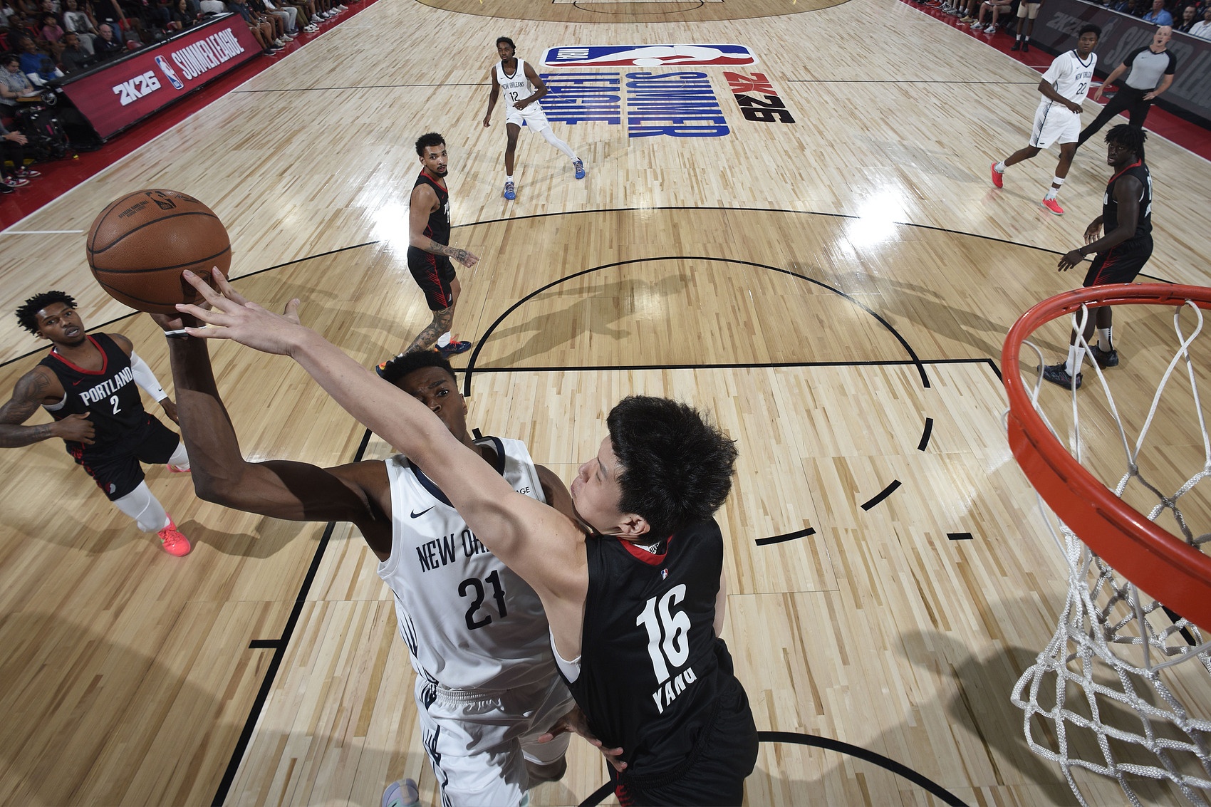 盛哲：鵜鶘兩內線(xiàn)都是NBA輪換級別對手 這場(chǎng)對楊瀚森鍛煉價(jià)值挺大