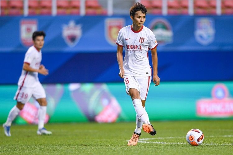 官方：成都蓉城球員馮卓毅租借加盟石家莊功夫