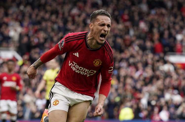 記者：曼聯(lián)對安東尼估價(jià)約5800萬(wàn)歐元，紅魔已收到多家球隊的詢(xún)價(jià)