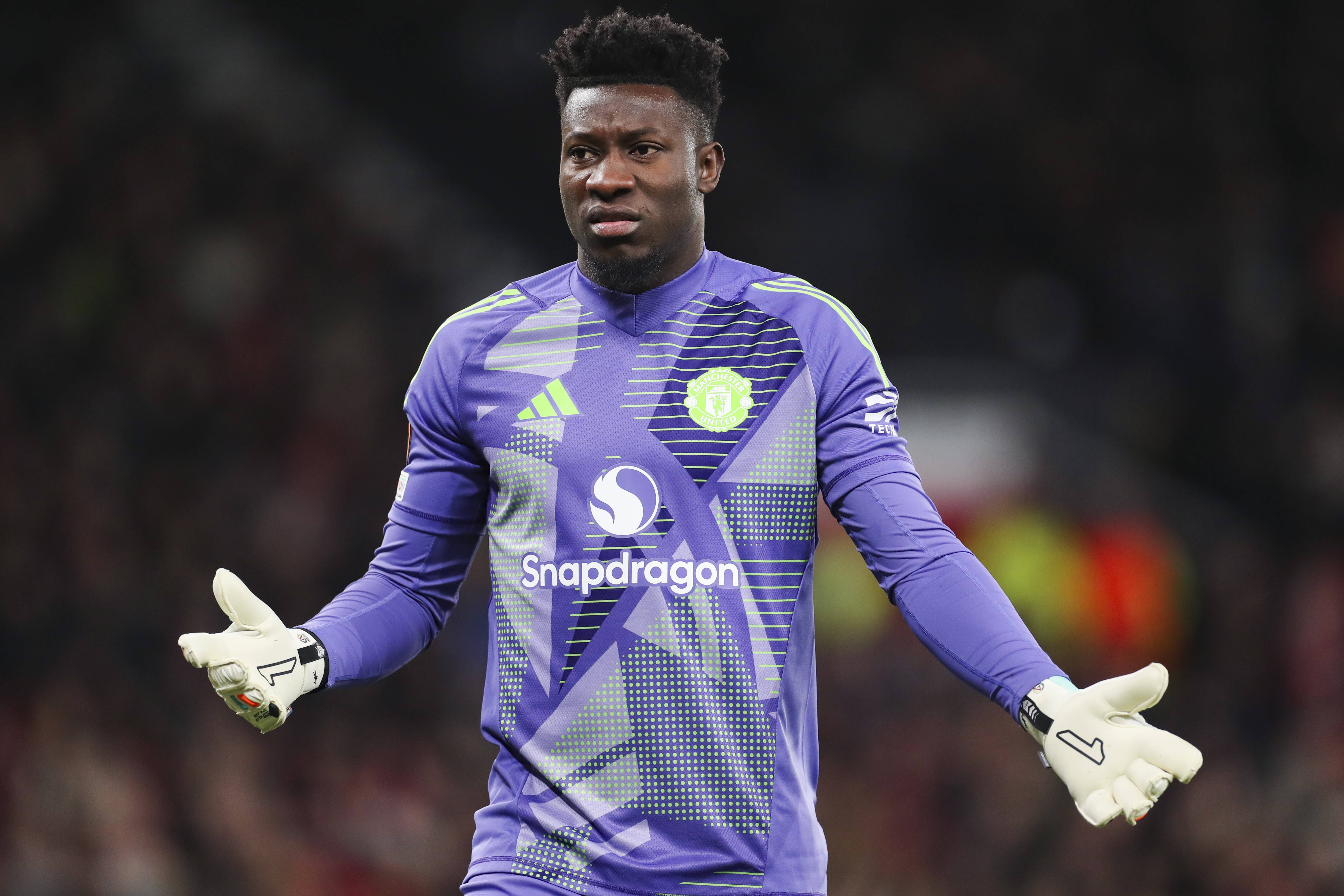 斯特拉坎：奧納納缺少存在感和個(gè)性，他需要去其他球隊找回自信