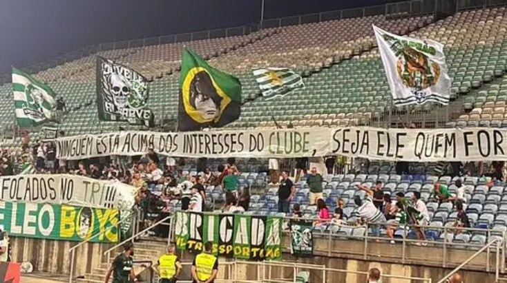 憤怒！葡體球迷拉橫幅抗議約克雷斯：沒(méi)人能凌駕于俱樂(lè )部之上