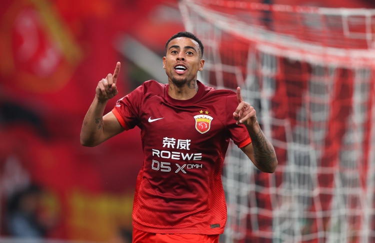 東體：海港撤銷(xiāo)古斯塔沃報名因萊昂納多效率高 留隊踢亞冠是選項