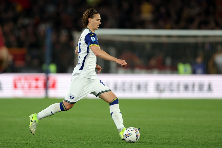 迪馬：羅馬報價(jià)維羅納中衛吉拉迪，在追逐戰中反超貝蒂斯