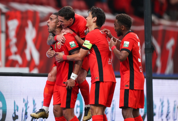 滬媒：海港間歇期未安排熱身賽，中超重啟后狀態(tài)有待觀(guān)察