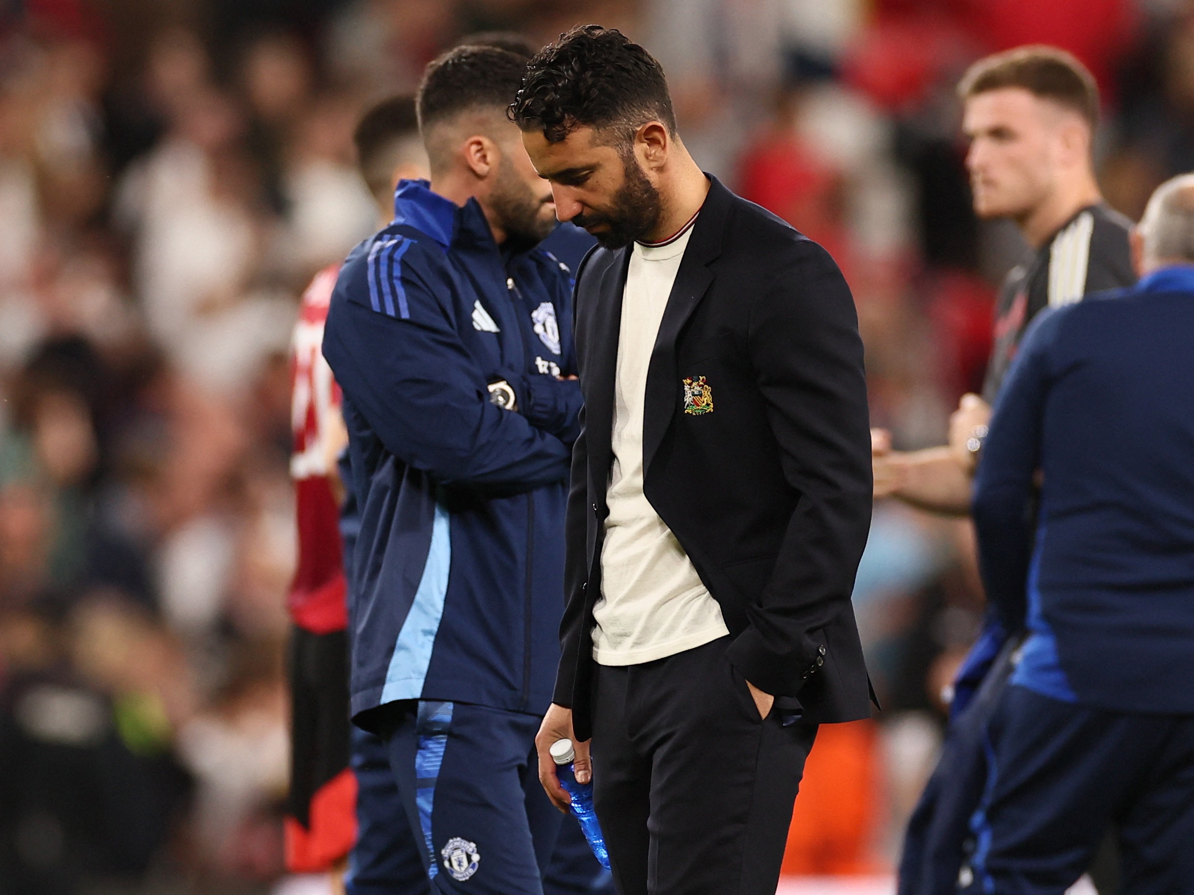 買(mǎi)誰(shuí)？羅馬諾：曼聯(lián)進(jìn)行內部會(huì )議，阿莫林及高層還想簽一新前鋒