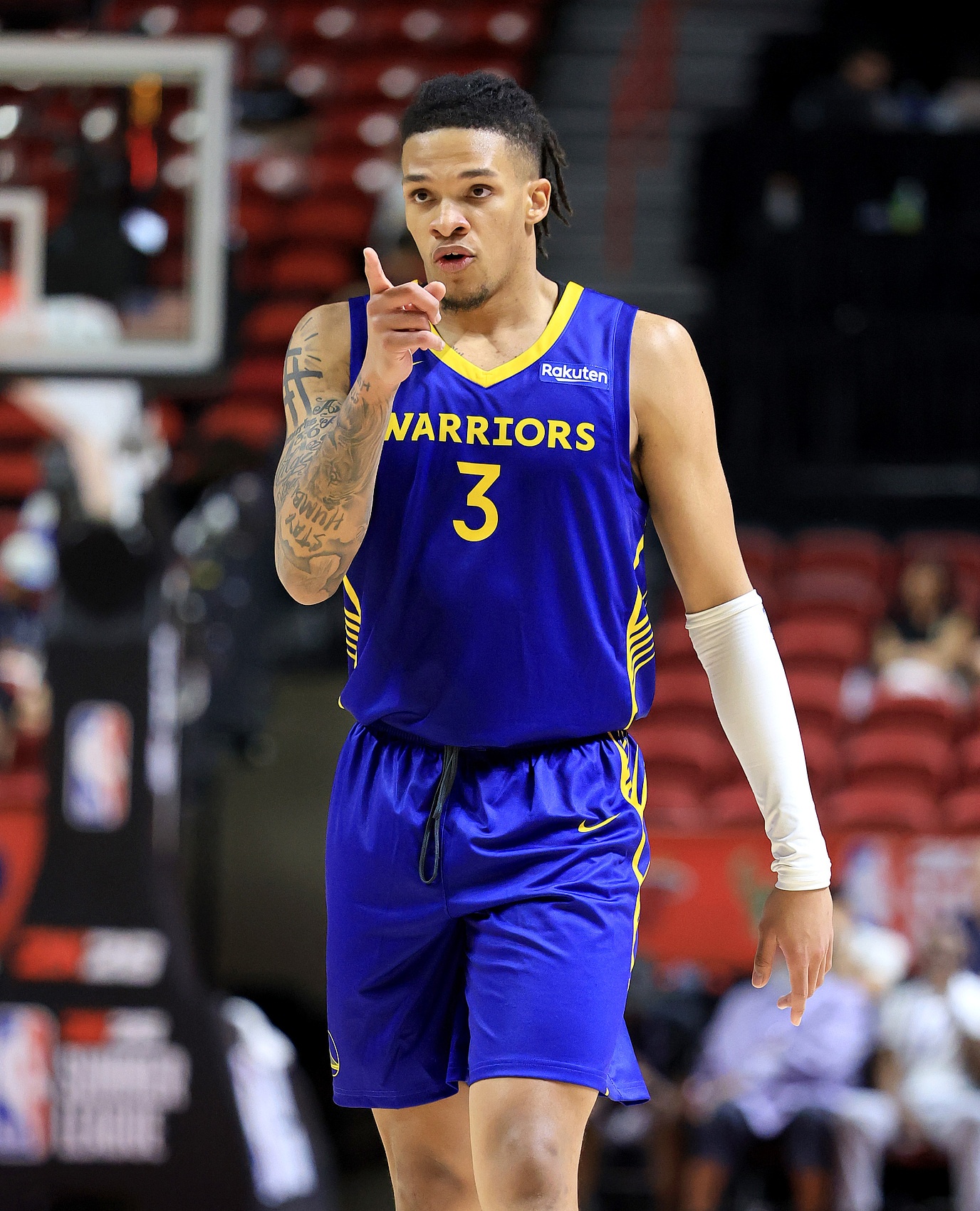 外線(xiàn)不準！56號秀理查德三分6中1拿到7分5板4助1斷