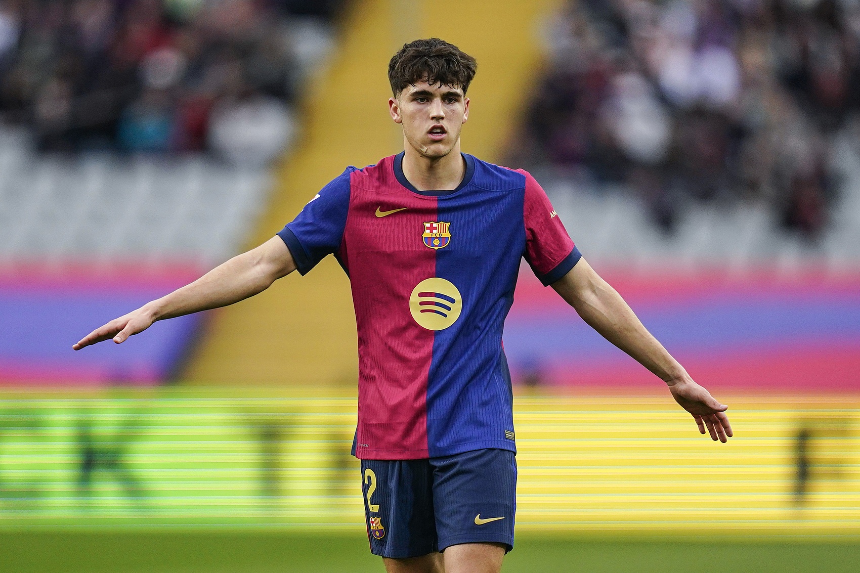 每體：年僅18歲的庫巴西幫助指導隨一線(xiàn)隊訓練的青訓球員