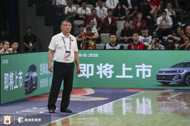 宮魯鳴：不會(huì )因失利改變未來(lái)計劃 陣容可能會(huì )小變&組建最好的女籃