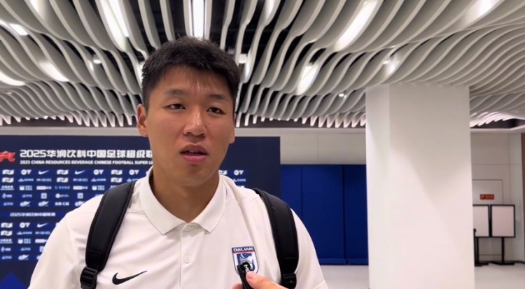 黃子豪：之前戰前五沒(méi)拿分大家都想證明自己，自己一場(chǎng)一場(chǎng)進(jìn)步