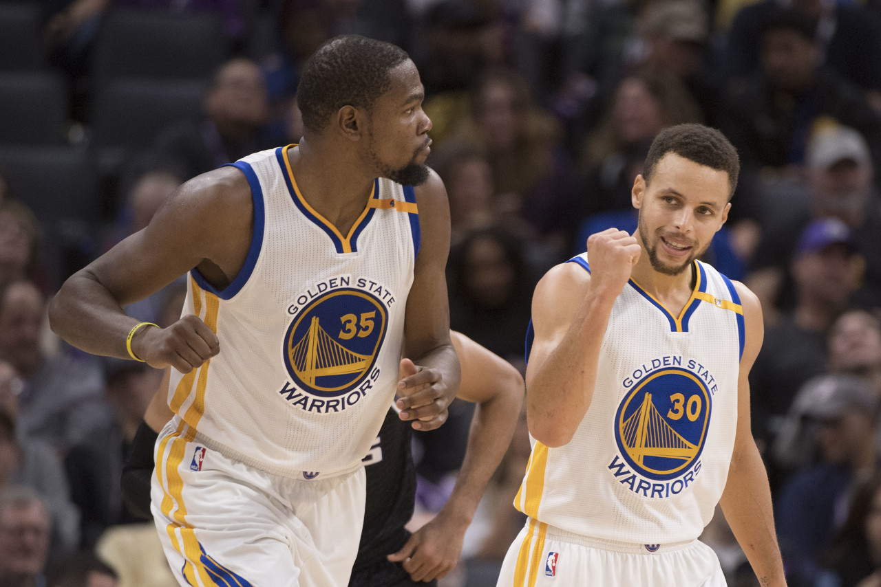 阿里納斯：當庫里要進(jìn)歷史前10時(shí) 人們會(huì )說(shuō)他僅1個(gè)FMVP&KD幫了忙