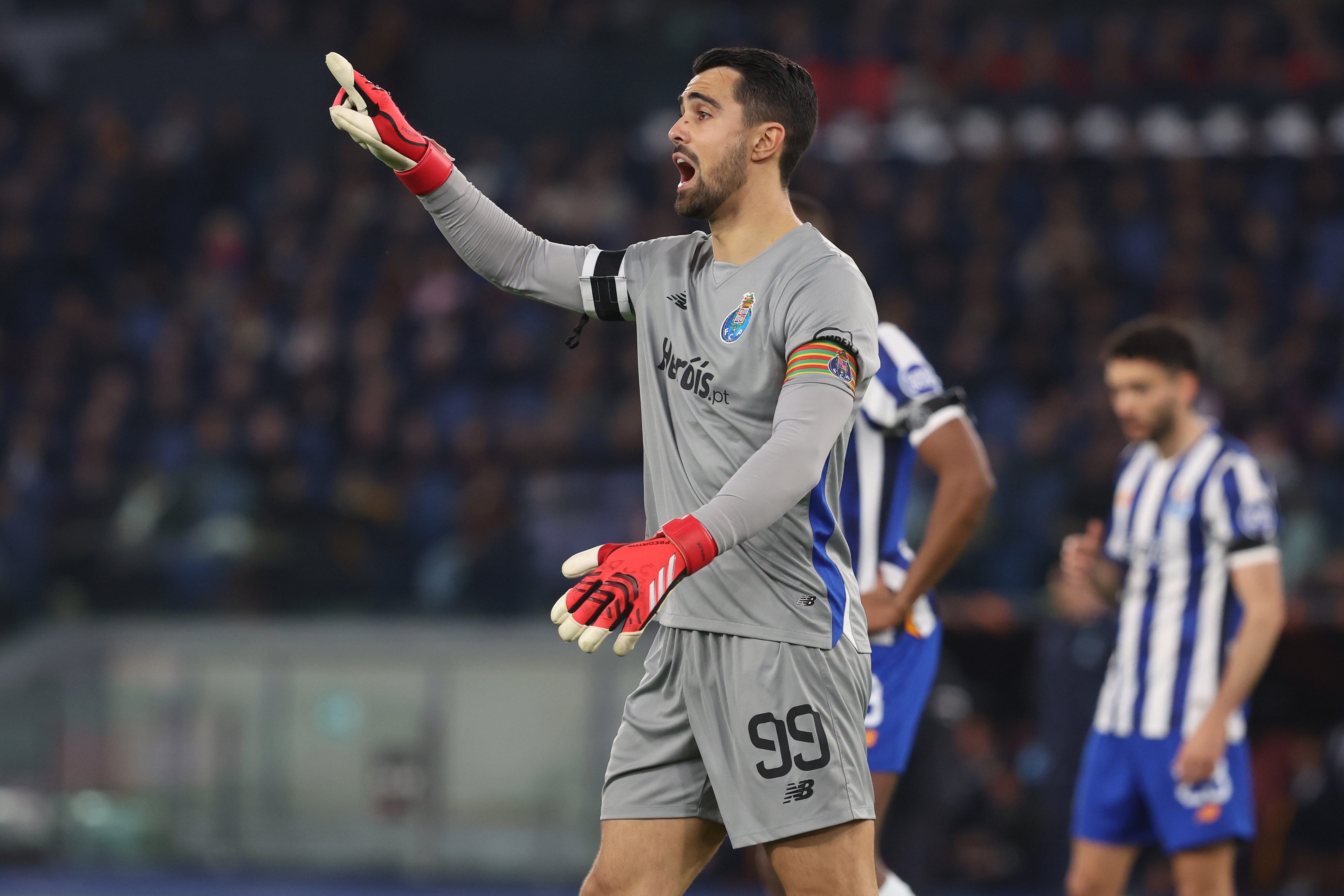 葡媒：曼城有意波爾圖門(mén)將迪奧戈-科斯塔，準備報價(jià)6000萬(wàn)歐元