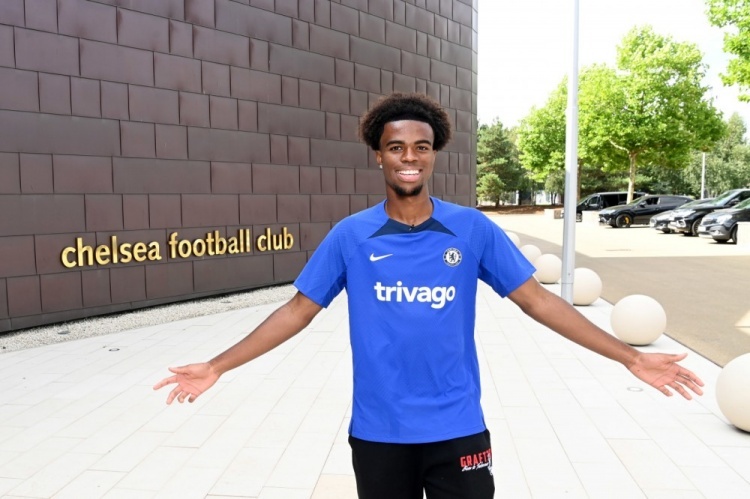 德天空：萊比錫已開(kāi)始商談引進(jìn)楚克烏梅卡，愿意出售西蒙斯