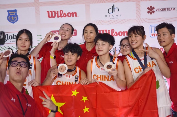 ??媒體人：國內U19打法最接近田中心的是湖北隊的王嘉欣