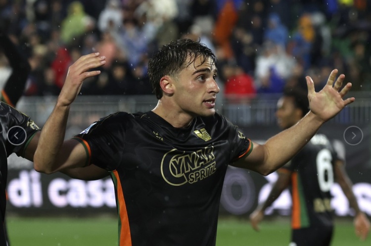 斯基拉：7月底前，都靈有信心和威尼斯達成引進(jìn)奧里斯塔尼奧協(xié)議