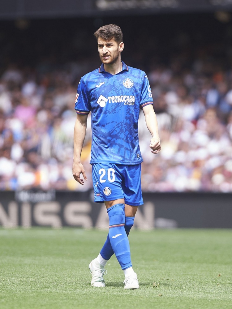 迪馬：維羅納即將簽下西班牙中場(chǎng)耶魯-圣地亞哥與后衛烏奈-努涅斯