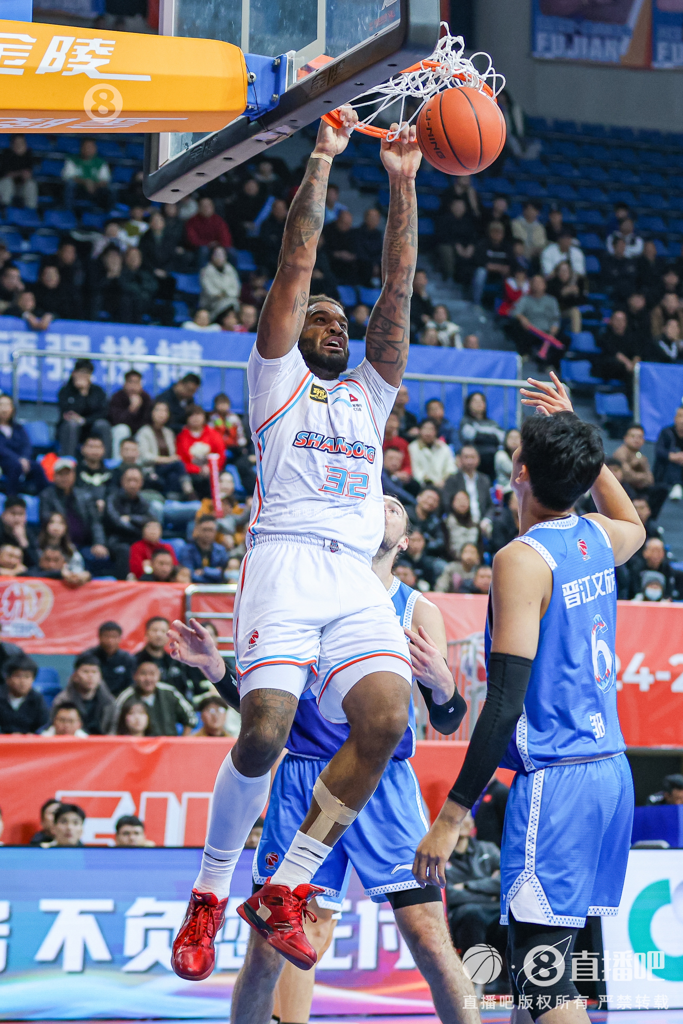 媒體人：山東接近留下克里斯 后者在新賽季薪資收入上做出了讓步