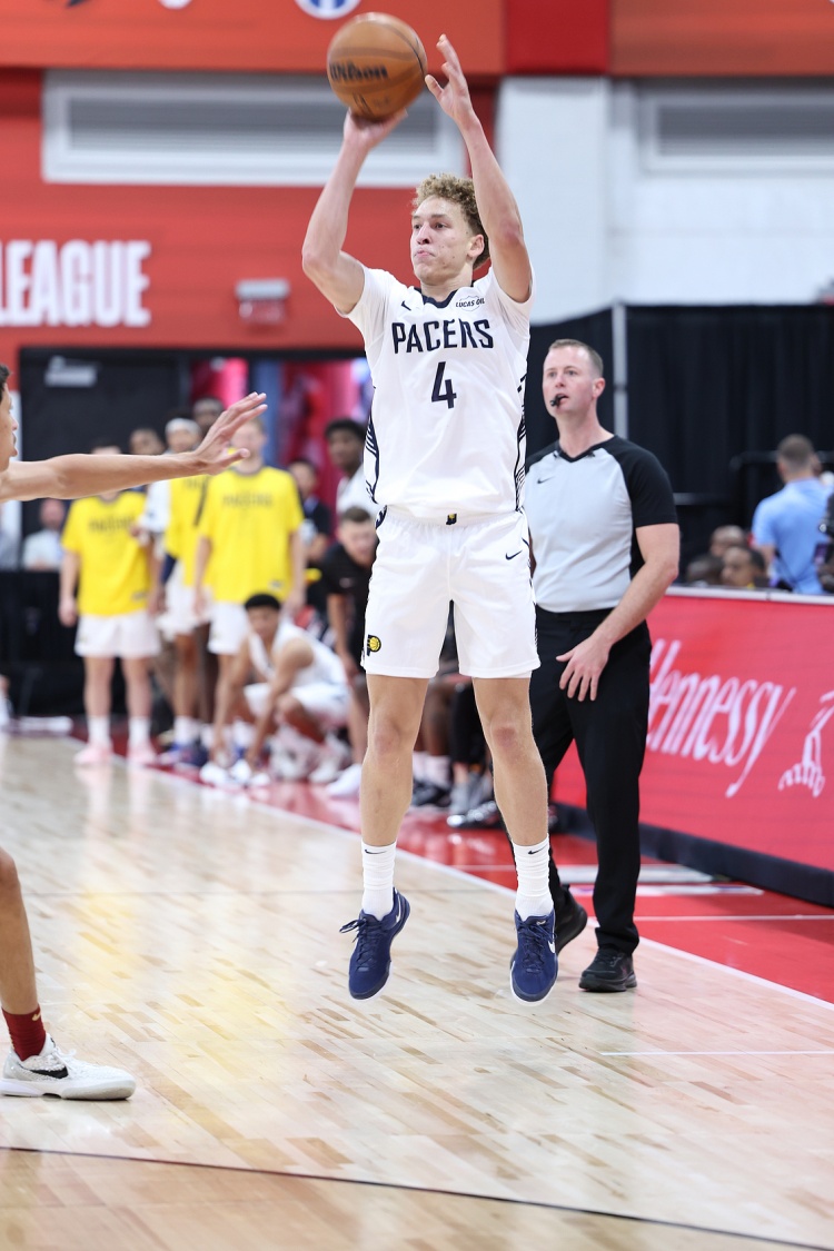 Scotto：步行者已經(jīng)同意與54號秀泰隆-彼得簽下雙向合同