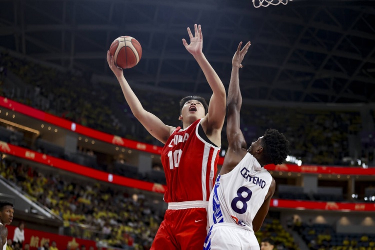 ??熱身賽-王俊杰16分 程帥澎13分 中國男籃再勝委內瑞拉男籃