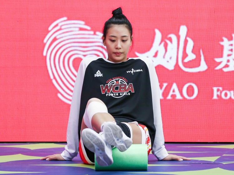 唐子婷：我是師姐 對自己的要求就是在場(chǎng)上更好地帶領(lǐng)她們