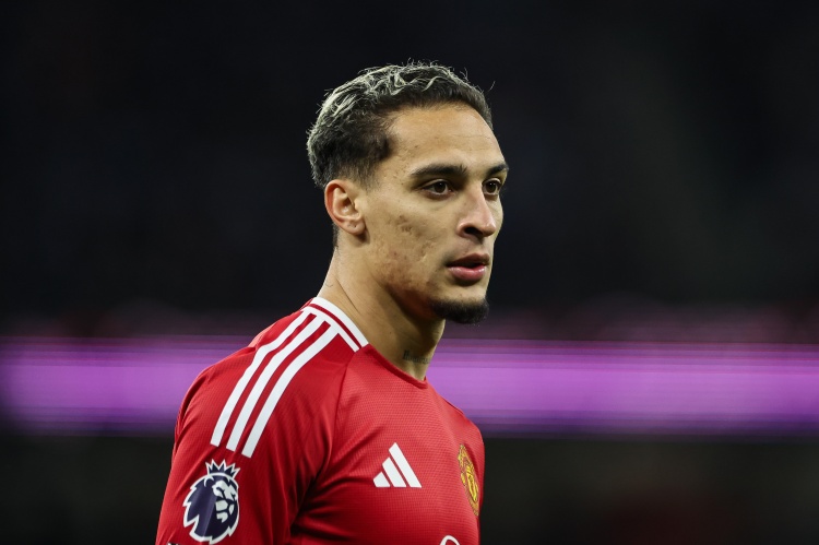 能否截胡貝蒂斯？記者：兩家沙特俱樂(lè )部有意從曼聯(lián)簽下安東尼